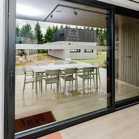 Nature Village - Homely N°24 - 8 Personnes Avec Jacuzzi * Büllingen