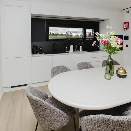 Lodge Nature Village - Homely N°24 - 8 Personnes Avec Jacuzzi *