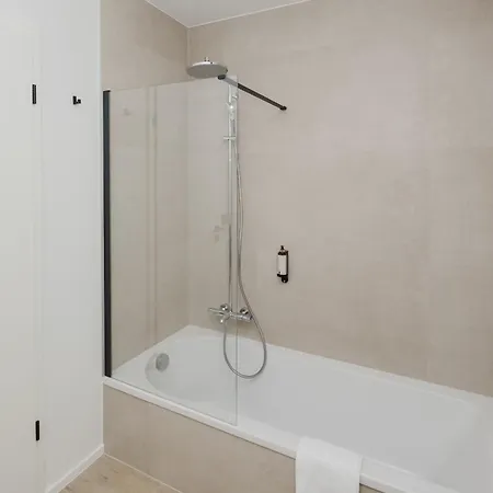 Nature Village - Homely N°24 - 8 Personnes Avec Jacuzzi