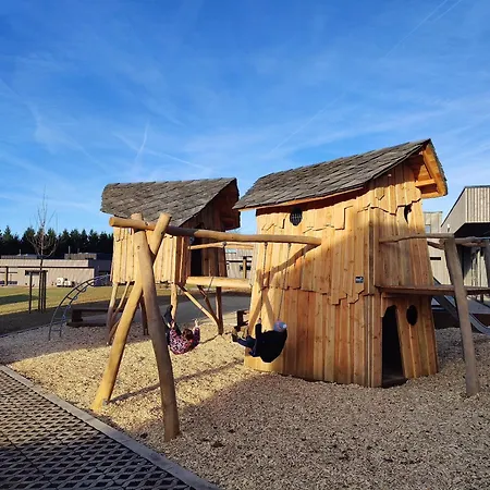 Lodge Nature Village - Homely N°24 - 8 Personnes Avec Jacuzzi Büllingen