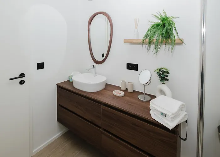 Nature Village - Homely N°24 - 8 Personnes Avec Jacuzzi * Büllingen